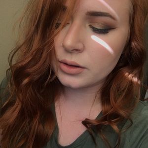 Meet your Posher, Chella